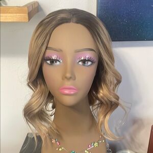 🦋Elegant Ombre Brown/Blonde Wig